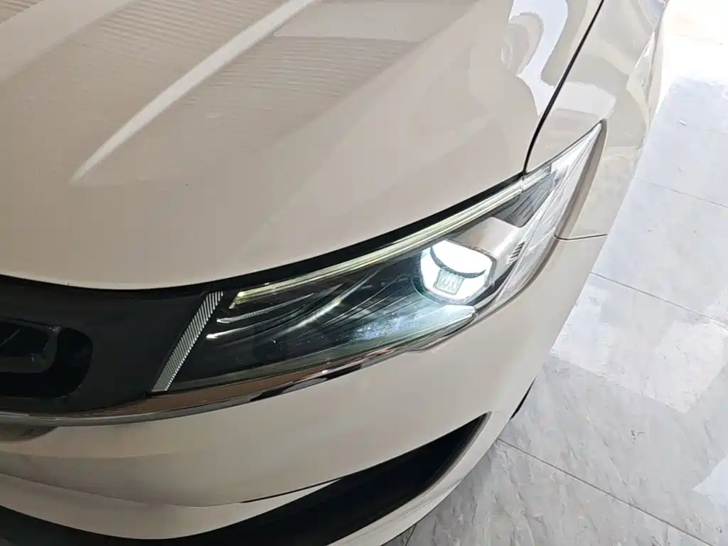 Geely Jia Ji — миниатюра 24