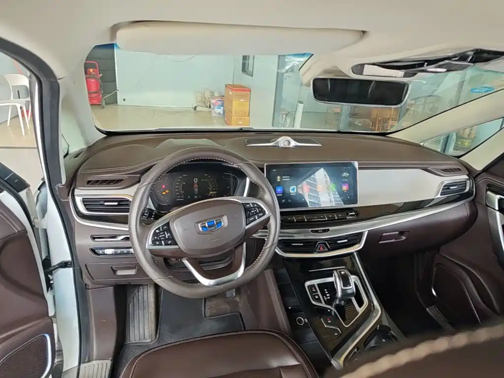 Geely Jia Ji — миниатюра 10
