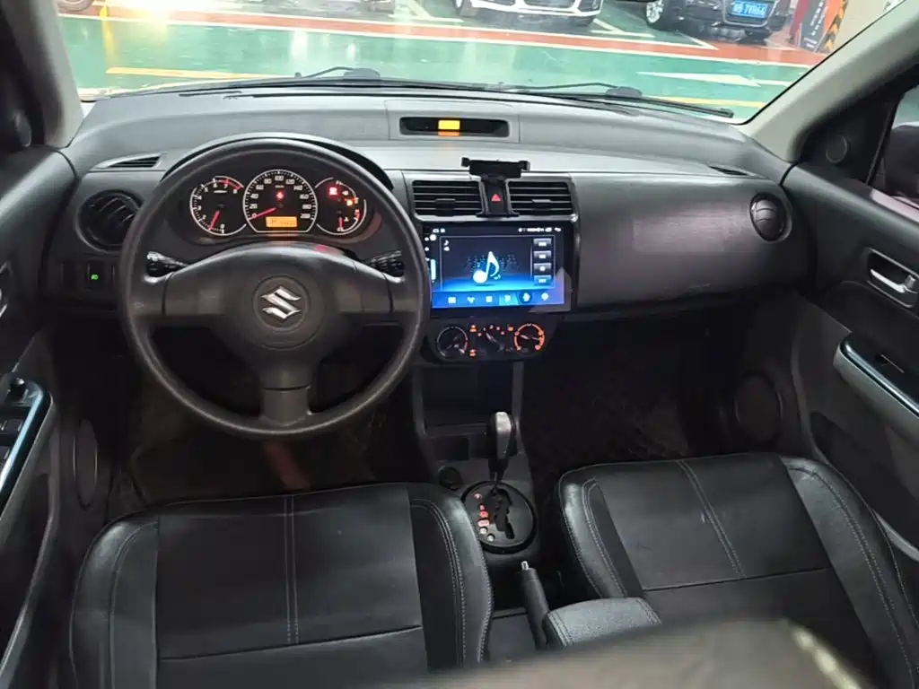 Suzuki Swift — миниатюра 10