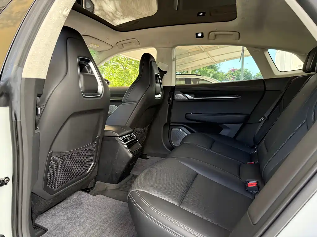 ZEEKR EXTREME KRYPTON 001