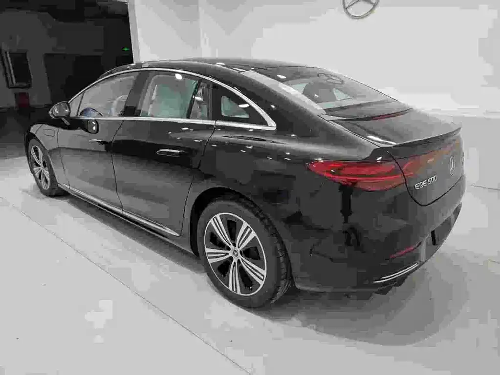 Mercedes-Benz EQE 2025 500 4MATIC