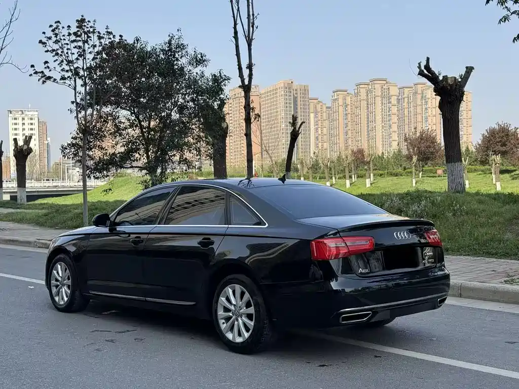 Audi A6L — миниатюра 6