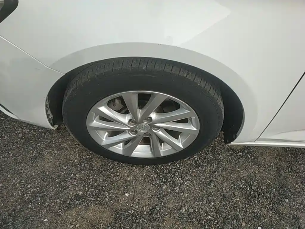 Buick Verano — миниатюра 23
