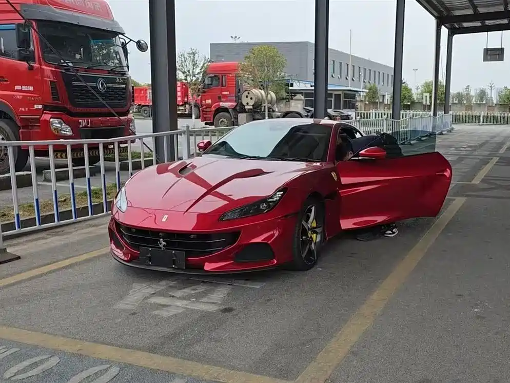 Ferrari Portofino 2021