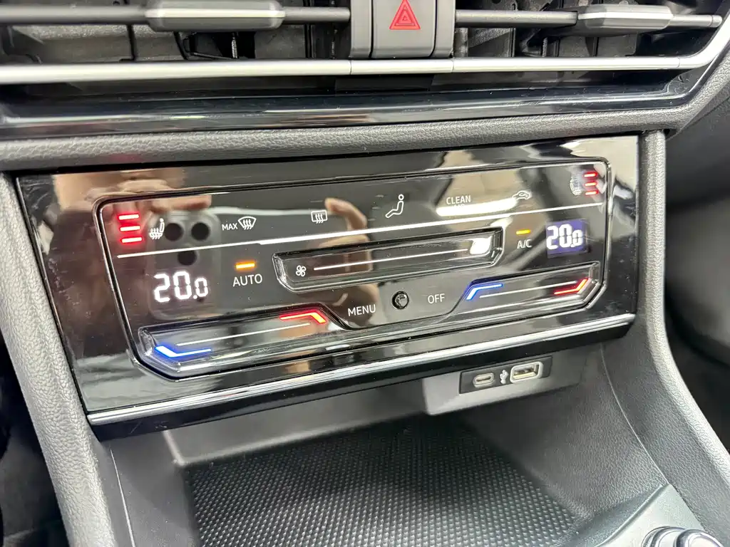 Volkswagen Lavida — миниатюра 19