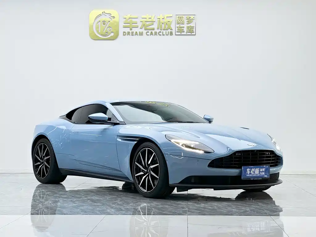 Aston Martin DB11 — миниатюра 3