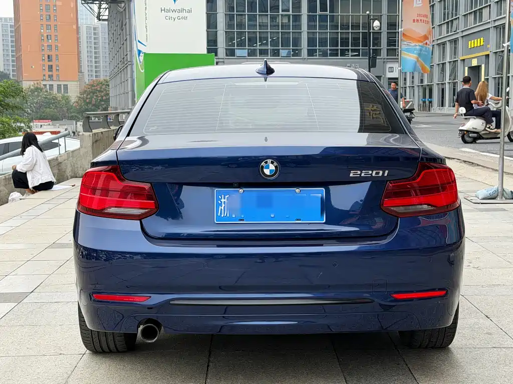 BMW 2 Series (Import) — миниатюра 5