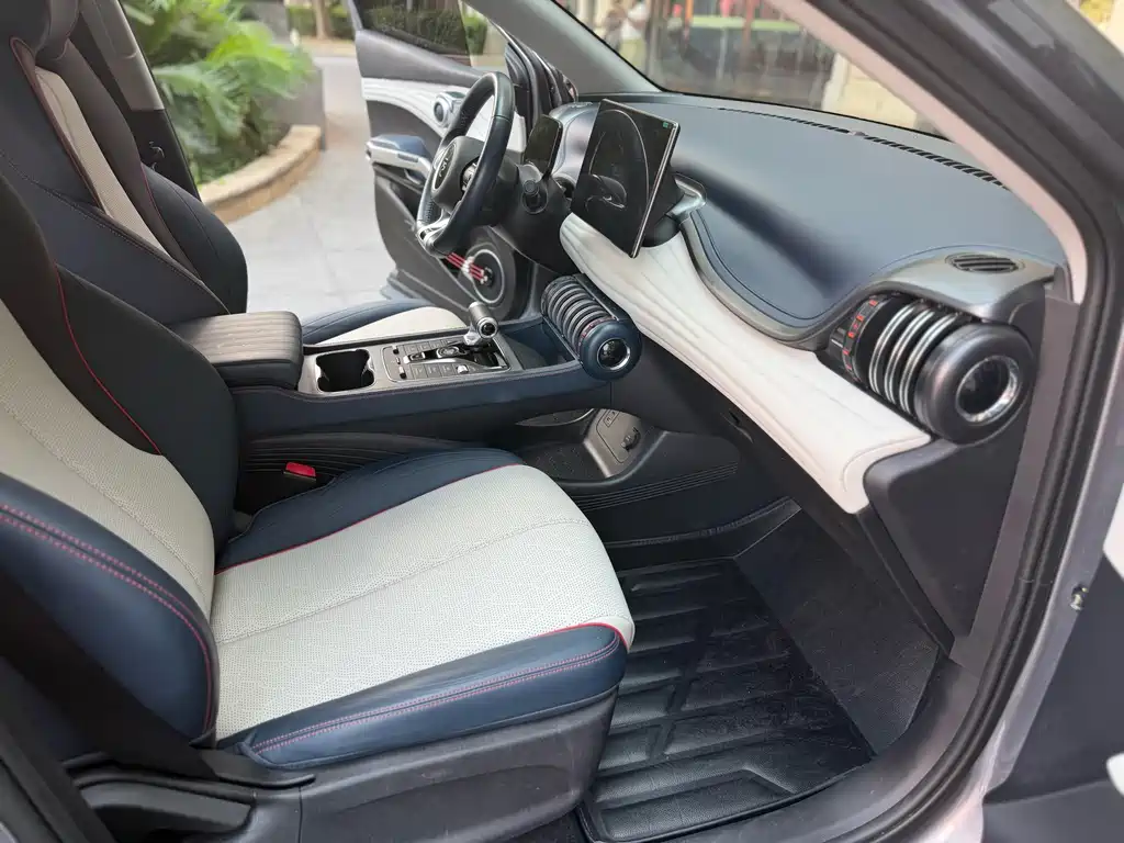 BYD Yuan Plus — миниатюра 10