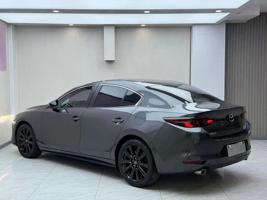 Mazda 3 Axela — миниатюра 6