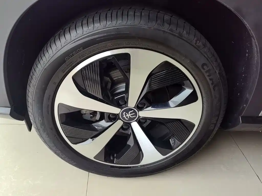 BYD PLUS New Energy — миниатюра 23