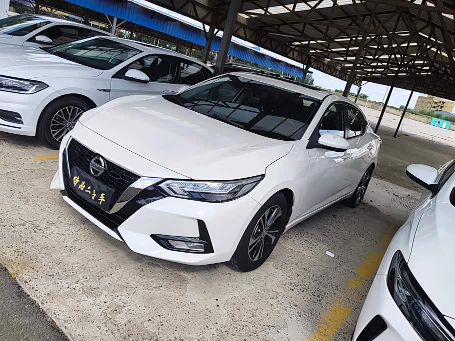 Nissan Sylphy 1.6 л 2021 г. Белый, пробег 32700 км