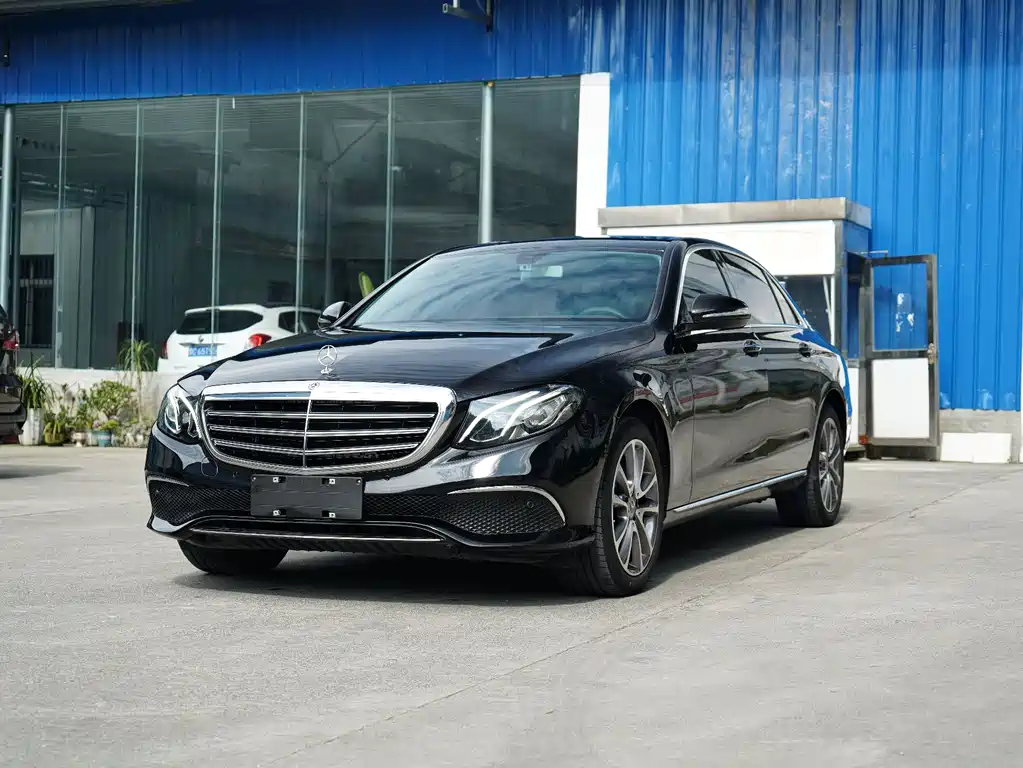 奔驰E级 2019款 E 260 L 4MATIC