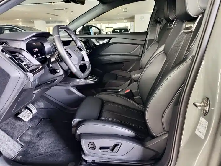 Audi Q4 e-tron 2024 40 e-tron