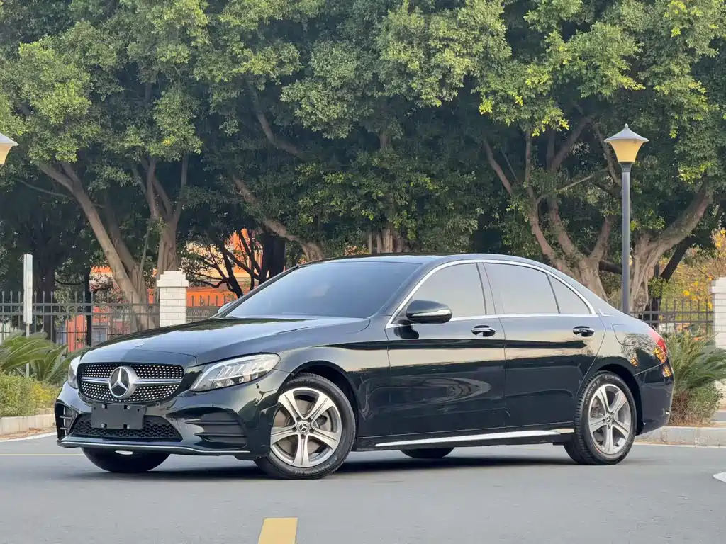 Mercedes-Benz C-Class 2019
