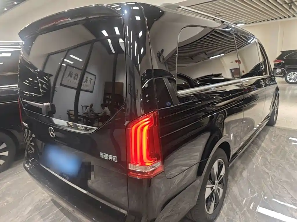 Mercedes-Benz V-Class V 2022 V 260 L Luxury