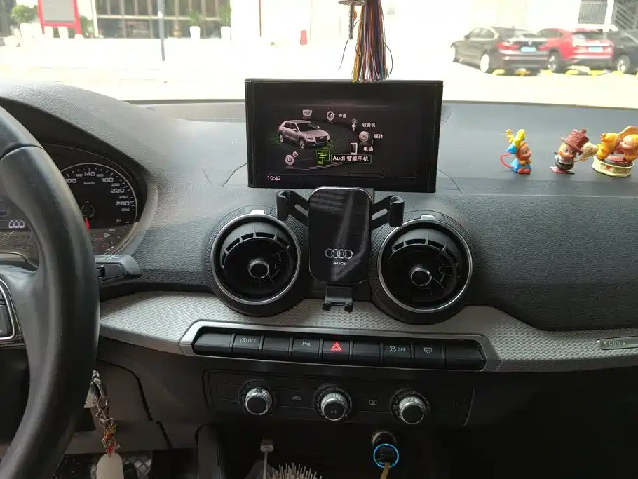 Audi Q2L — миниатюра 13