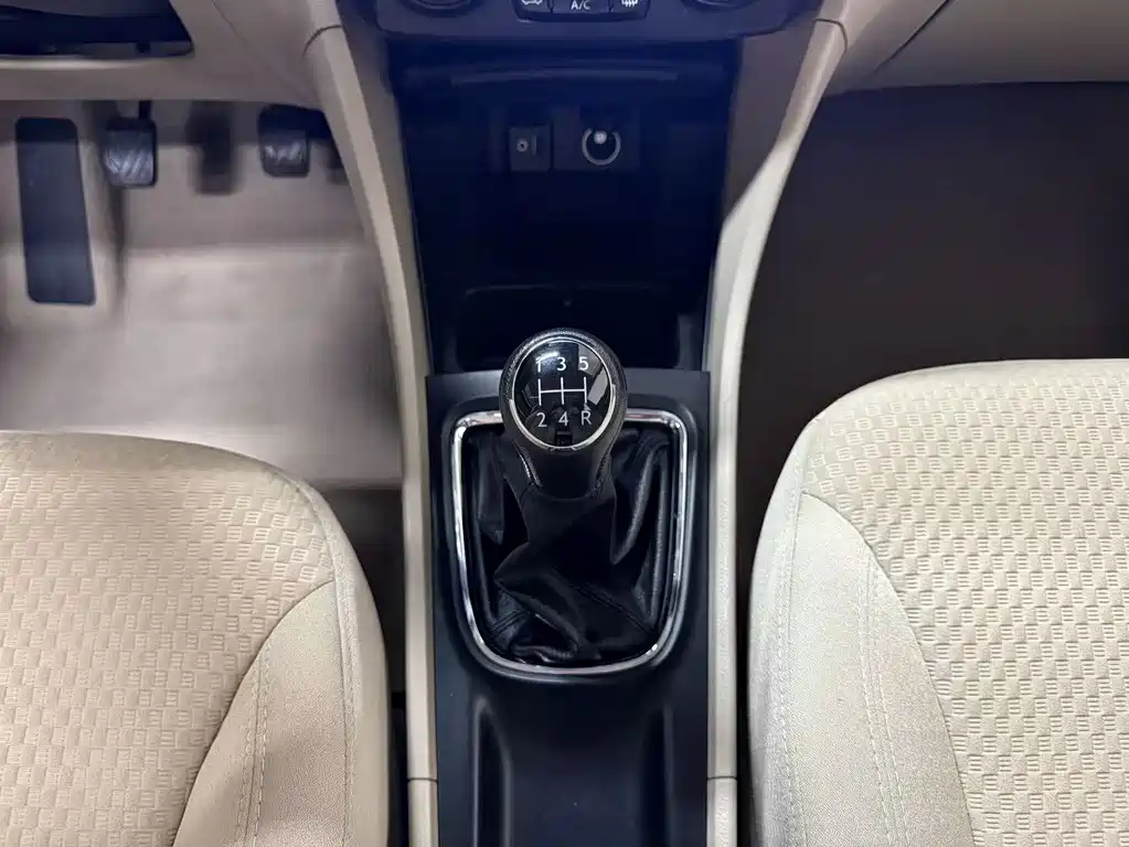 Suzuki Alivio — миниатюра 14