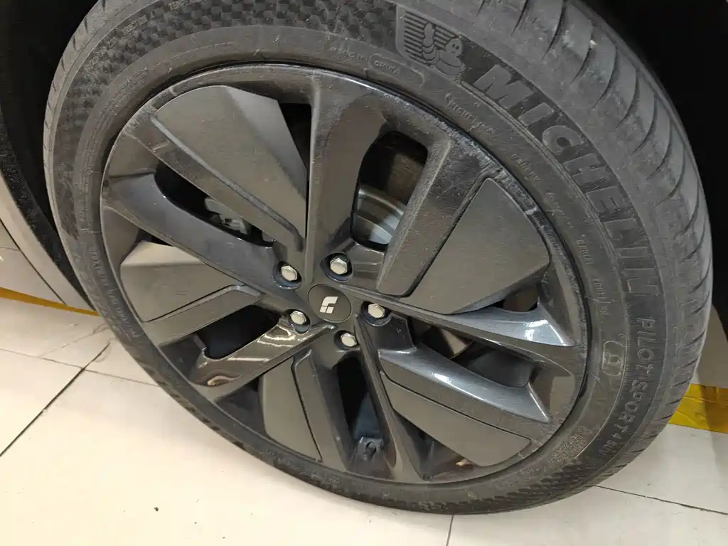 Li Auto Li L9 — миниатюра 7