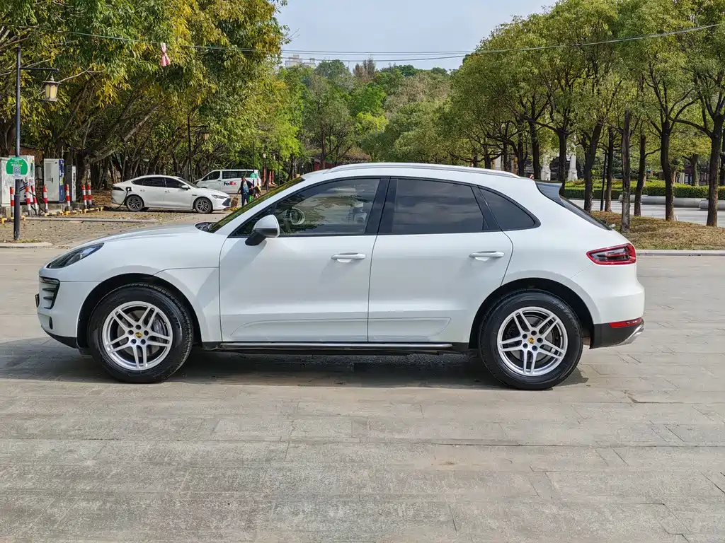 Porsche Macan 2016 Macan 2.0T