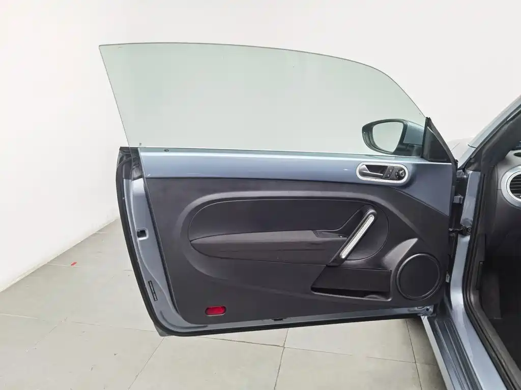 Volkswagen Beetle — миниатюра 8