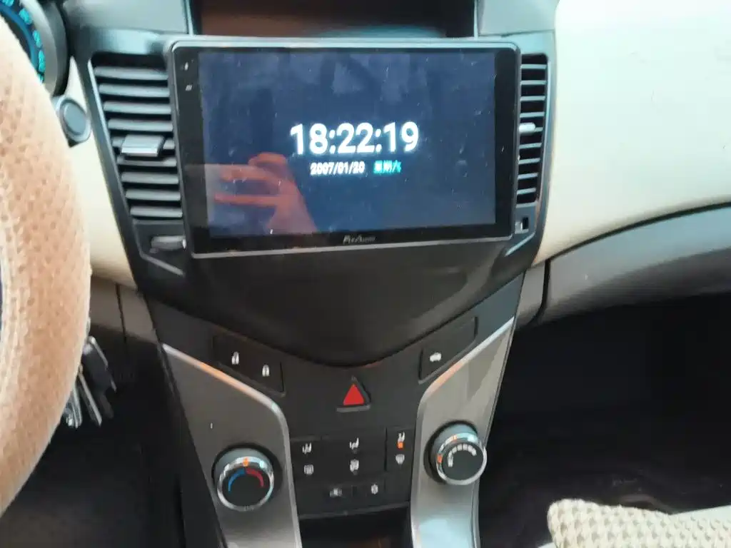 Chevrolet Cruze — миниатюра 9