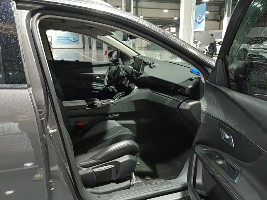 Peugeot 4008 — миниатюра 8