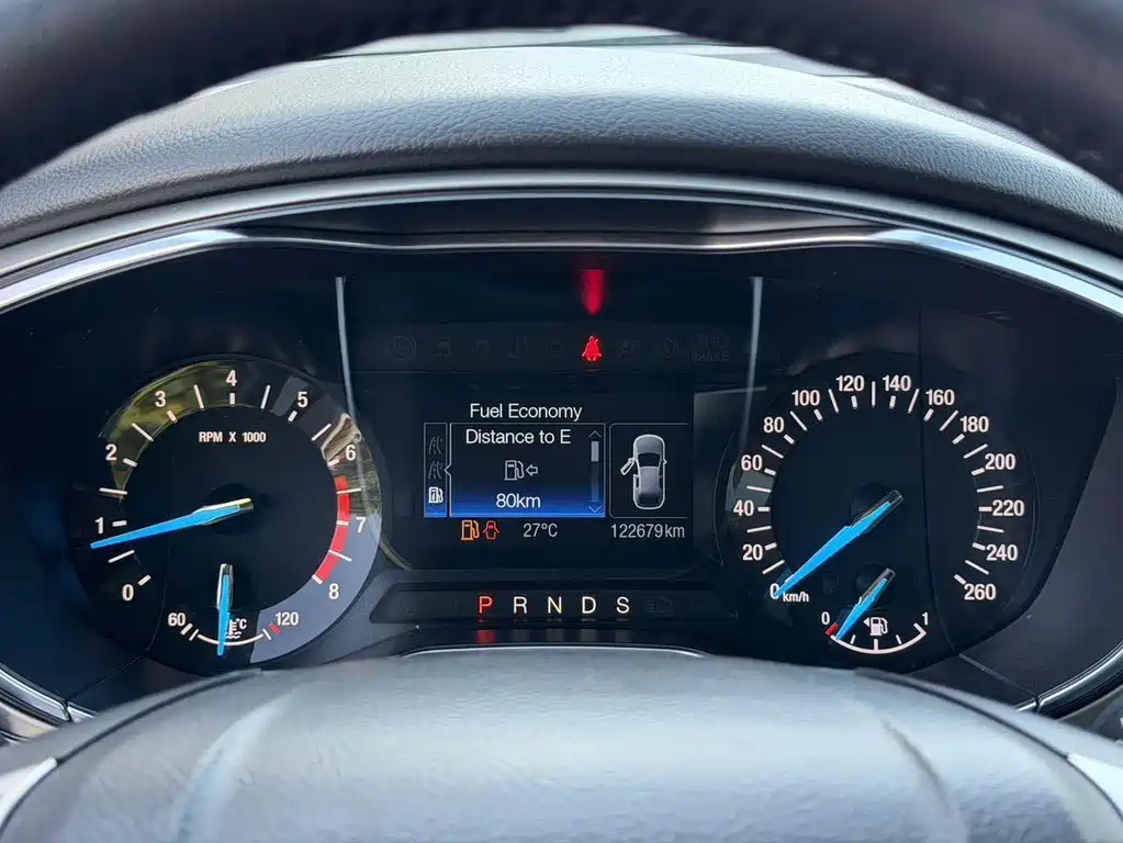 Ford Mondeo — миниатюра 15