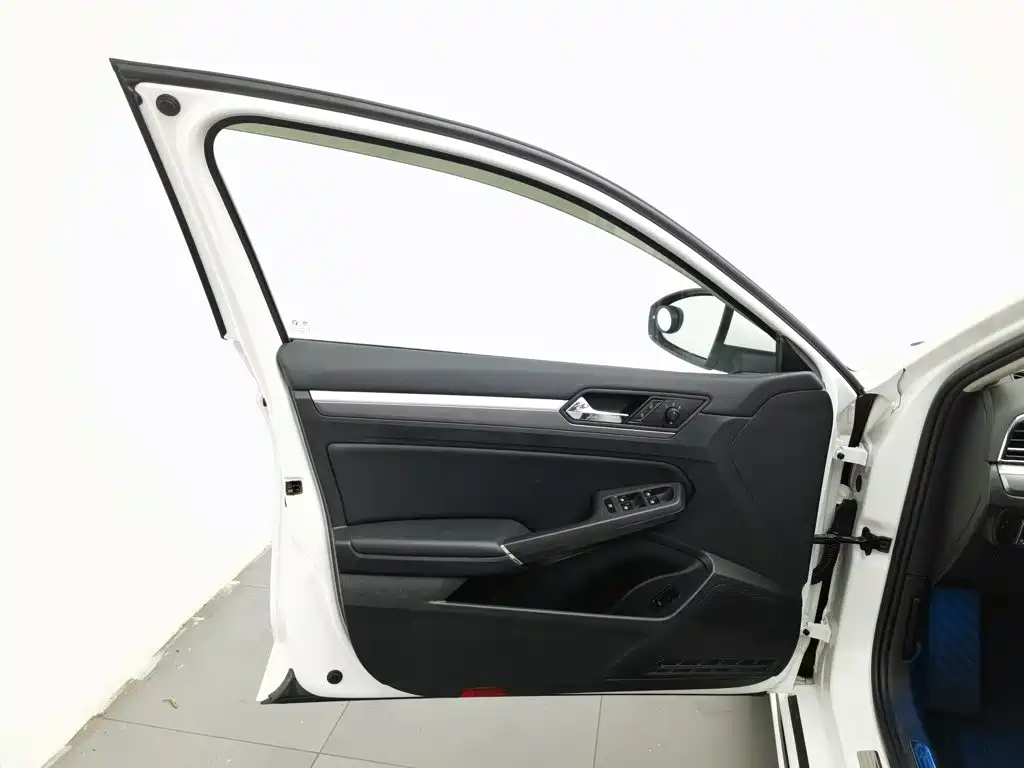 Volkswagen Lamando — миниатюра 8