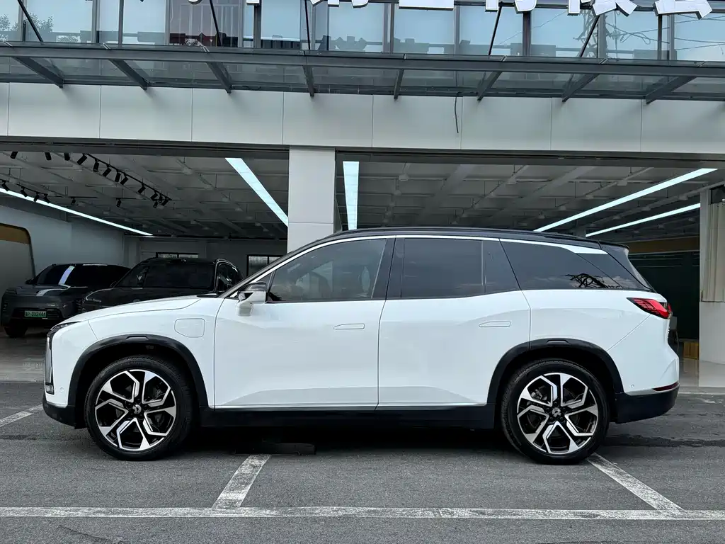 NIO ES8 — миниатюра 8