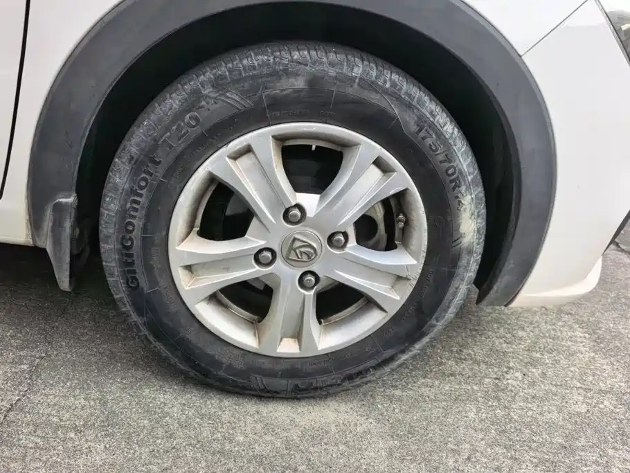 Baojun 310 — миниатюра 6