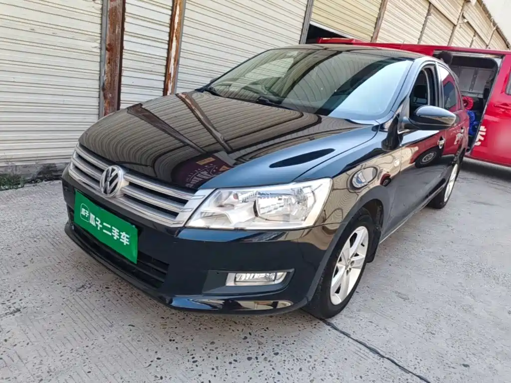 Volkswagen Santana — миниатюра 2