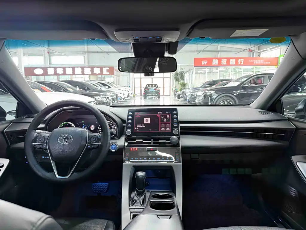Toyota Avalon — миниатюра 14