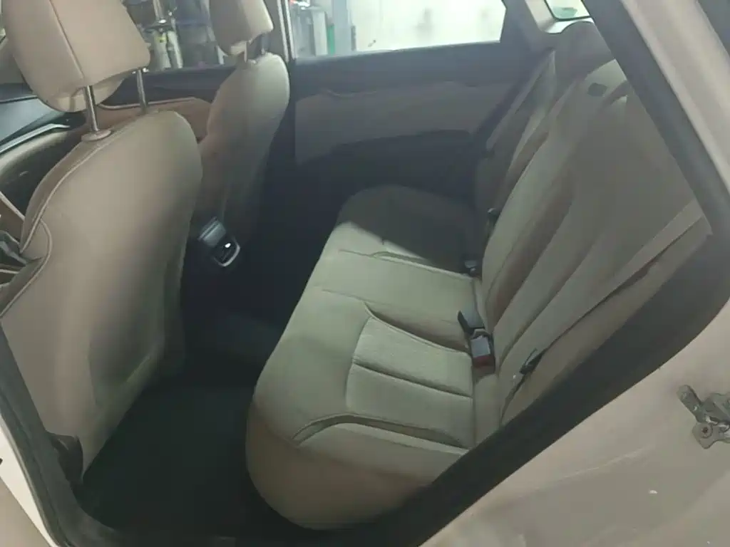 Buick Excelle — миниатюра 17