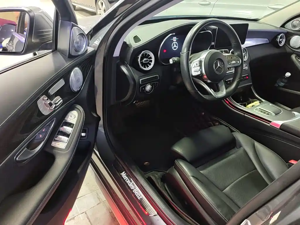 Mercedes-Benz C-Class — миниатюра 16