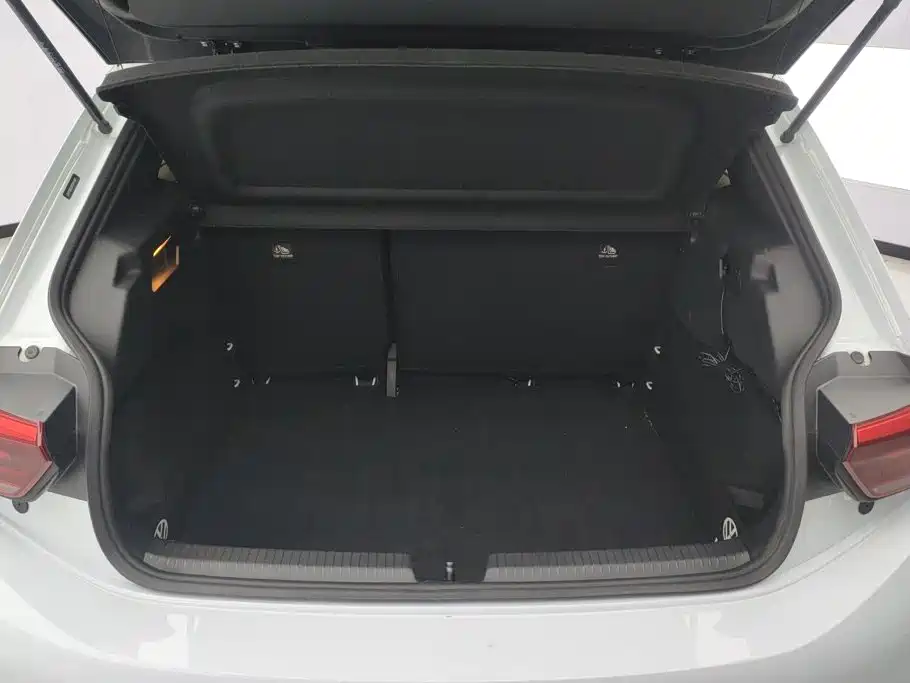 Volkswagen ID.3 — миниатюра 4