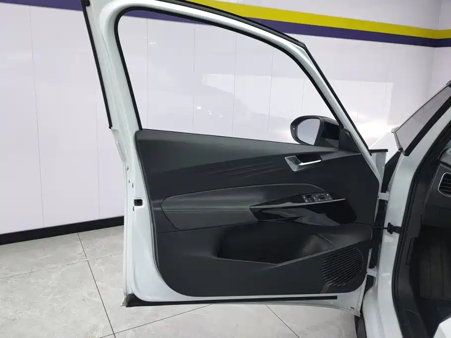 Volkswagen ID.3 — миниатюра 7
