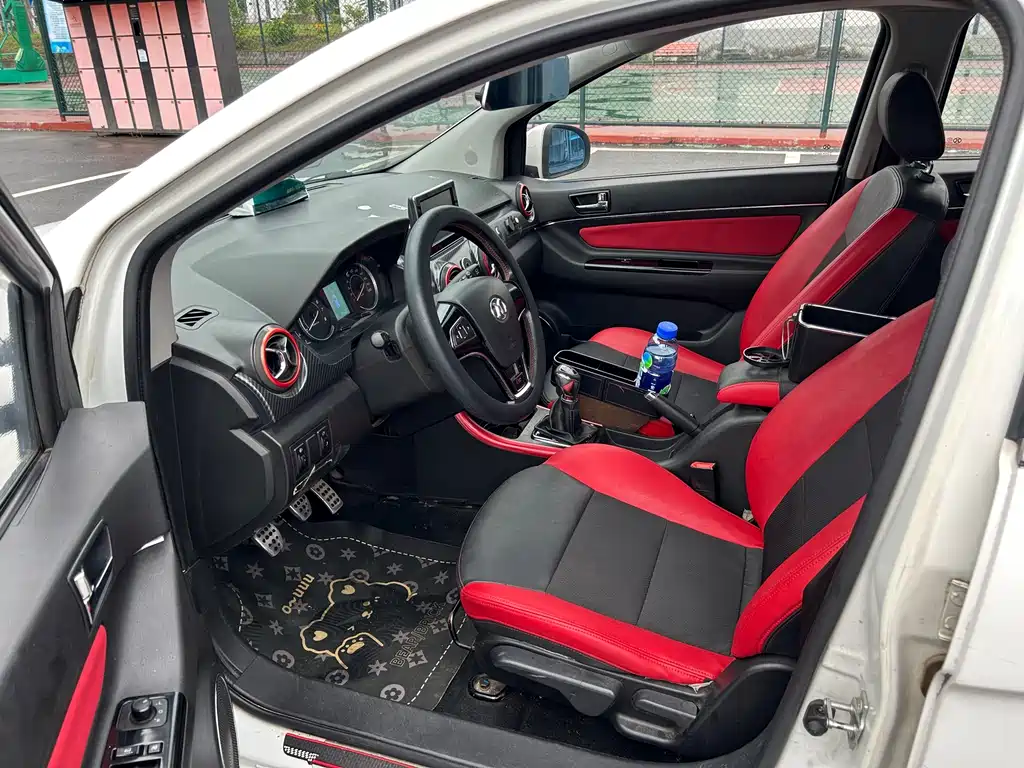 BAIC X25 2015 1.5L MT Elite