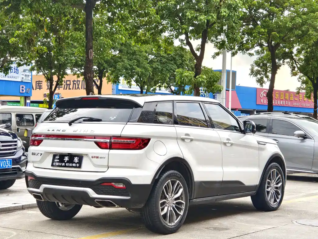 Landwind Landwind X7 — миниатюра 7