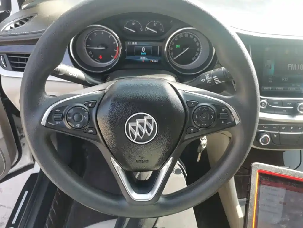Buick Verano — миниатюра 11