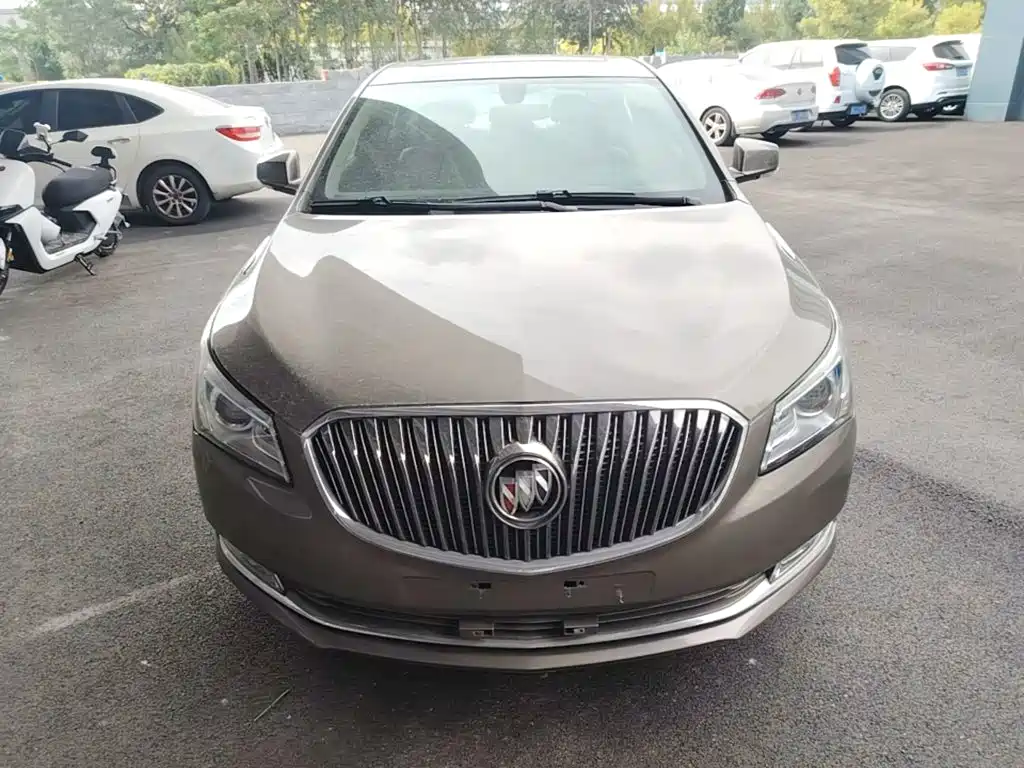Buick LaCrosse — миниатюра 3