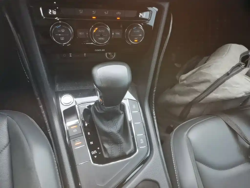 Volkswagen Tiguan L — миниатюра 14