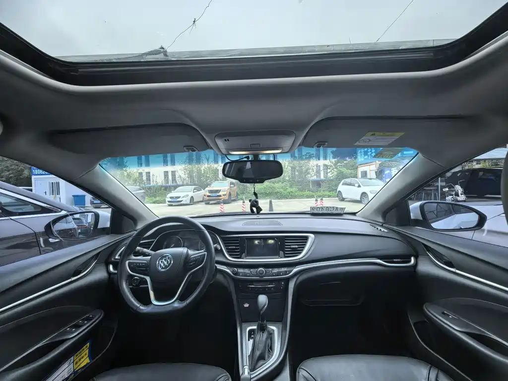 Buick Excelle — миниатюра 11