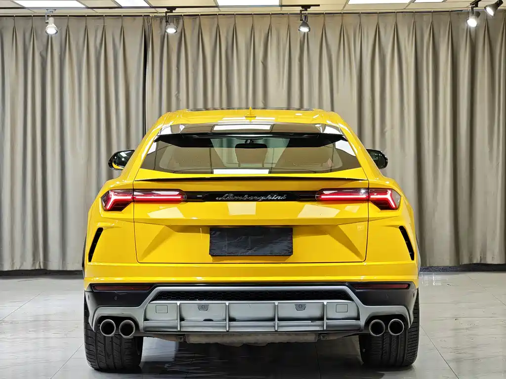 Lamborghini Urus — миниатюра 6