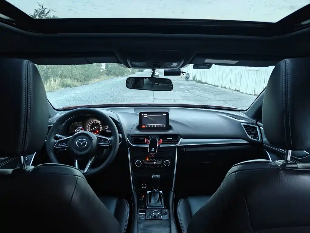 Mazda CX-4 — миниатюра 9