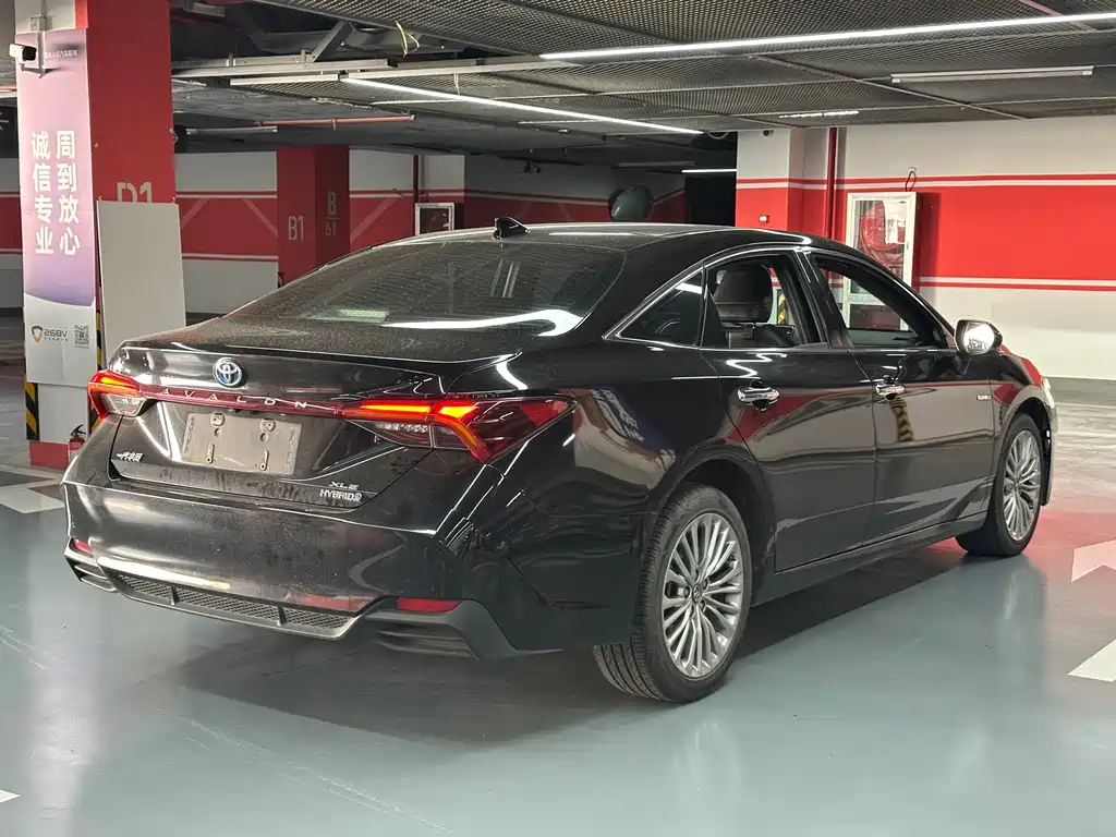Toyota Avalon — миниатюра 5