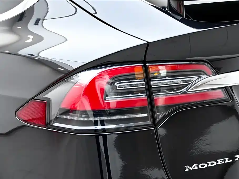 Tesla Model X 2016 Model X 90D