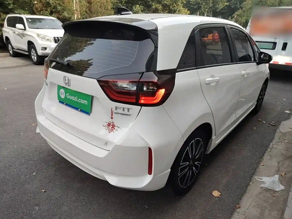 Honda Fit — миниатюра 7