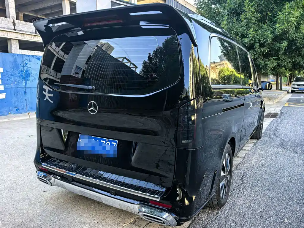 Mercedes-Benz Vito — миниатюра 21