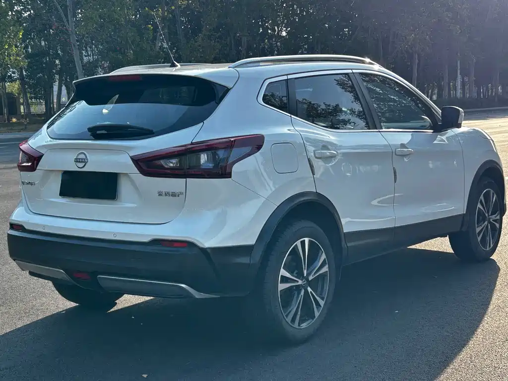 Nissan Qashqai — миниатюра 4