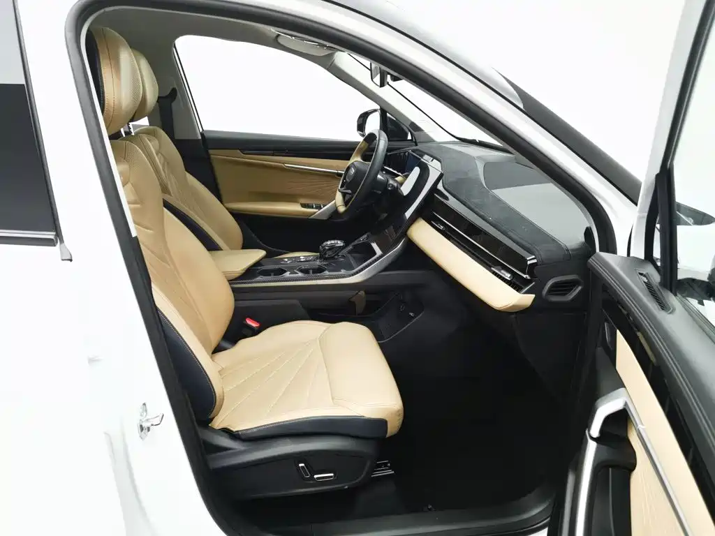Geely Boyue L — миниатюра 23